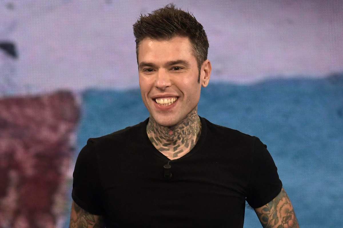 Fedez mostra casa nuova  ai suoi figli